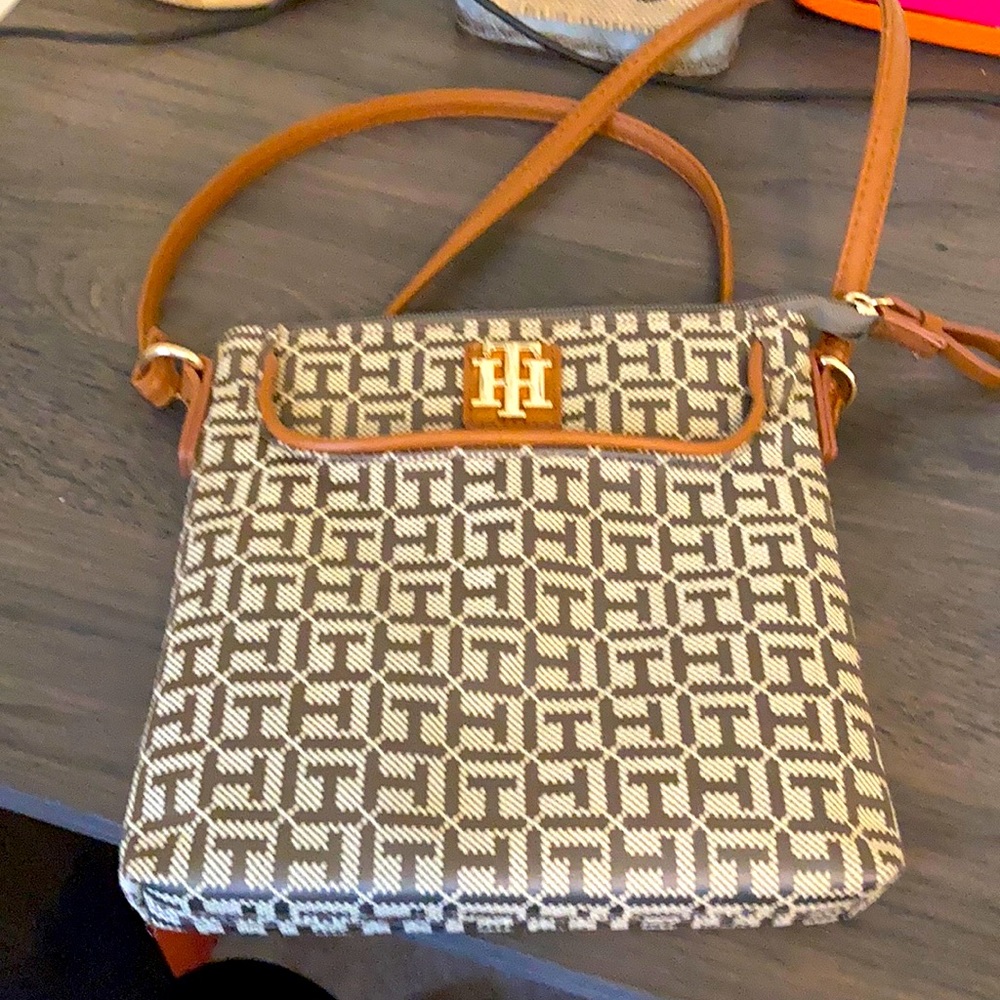Crossbody Tommy Hilfiger bag